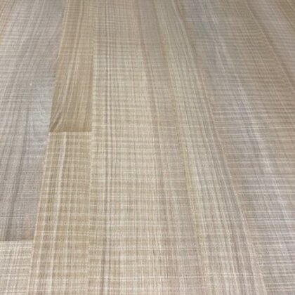 Frêne - Sawcut effet de planche