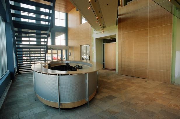 Caisse Desjardins — Olympic Stadium funicular entrance