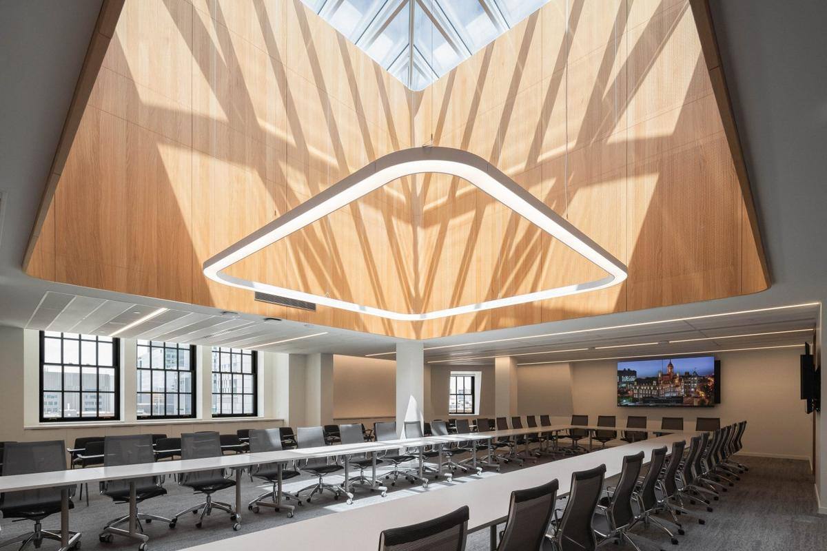 Montreal City Hall — Conference room